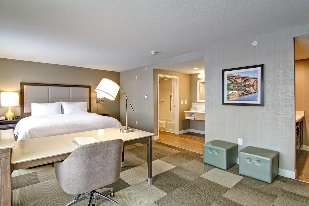 Hampton Inn & Suites By Hilton Saskatoon Airport Eksteriør bilde